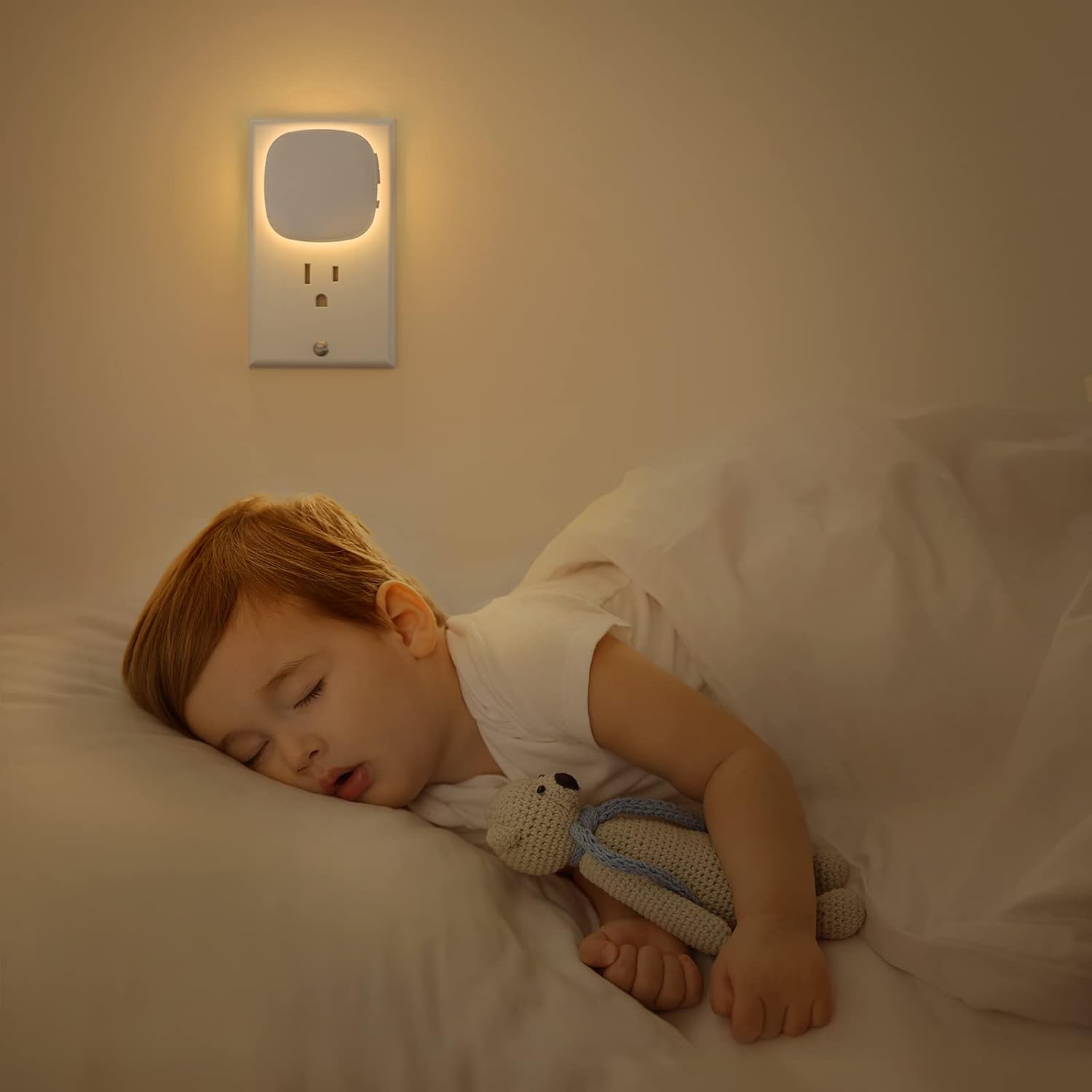 AUVON Motion Sensor Nightlight – Practical Holiday Gift for Elderly Parents Recovering from Cataract Surgery