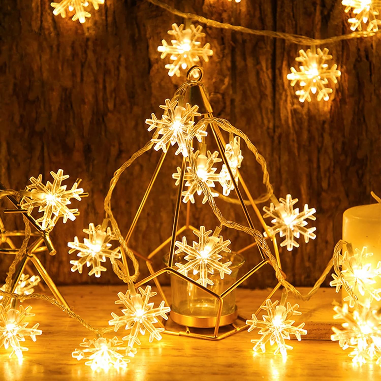 LuminGlow LED Snowflake Fairy Lights – Portable Camping and Picnic Lighting, IP44 Battery String for Outdoors