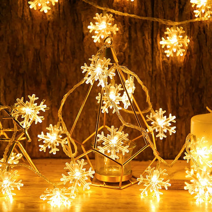 LuminGlow LED Snowflake Fairy Lights – Portable Camping and Picnic Lighting, IP44 Battery String for Outdoors