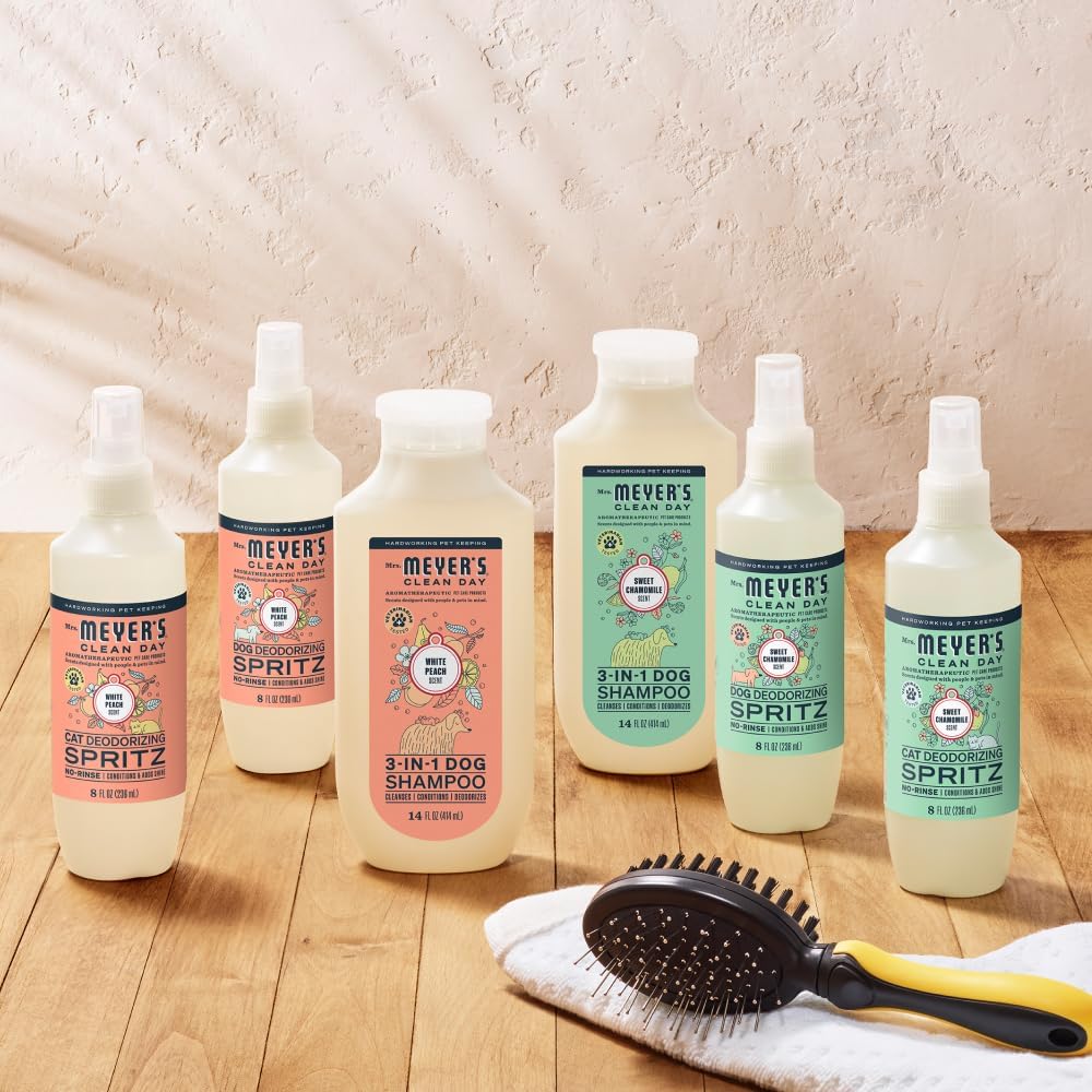 Mrs. Meyer's Clean Day 3-in-1 Dog Shampoo, Fragrance-Forward Rinse for a Cozy Home Atmosphere
