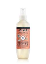 Mrs. Meyer's Clean Day 3-in-1 Dog Shampoo, Fragrance-Forward Rinse for a Cozy Home Atmosphere