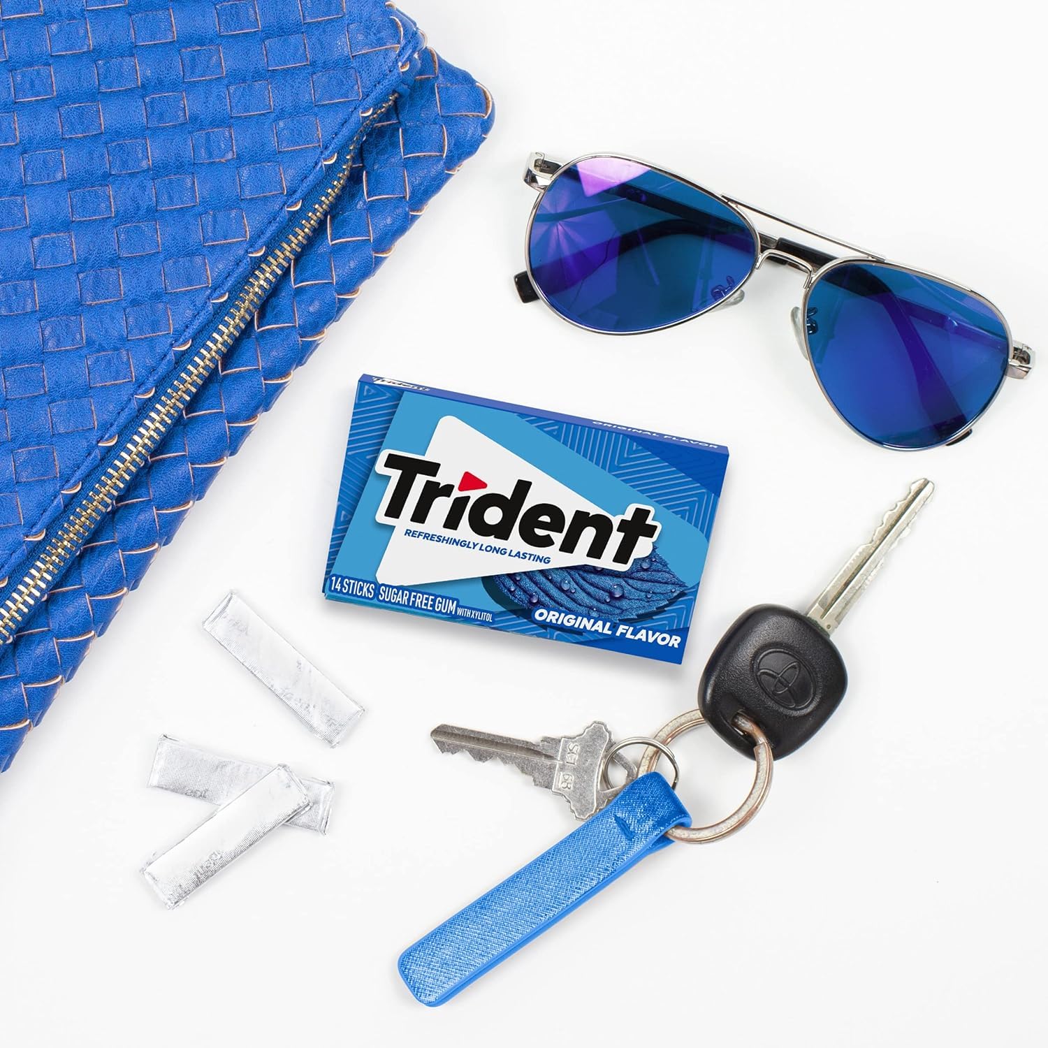 Trident Xylitol Chewing Gum – Packable Fresh Breath for Camping and Picnics