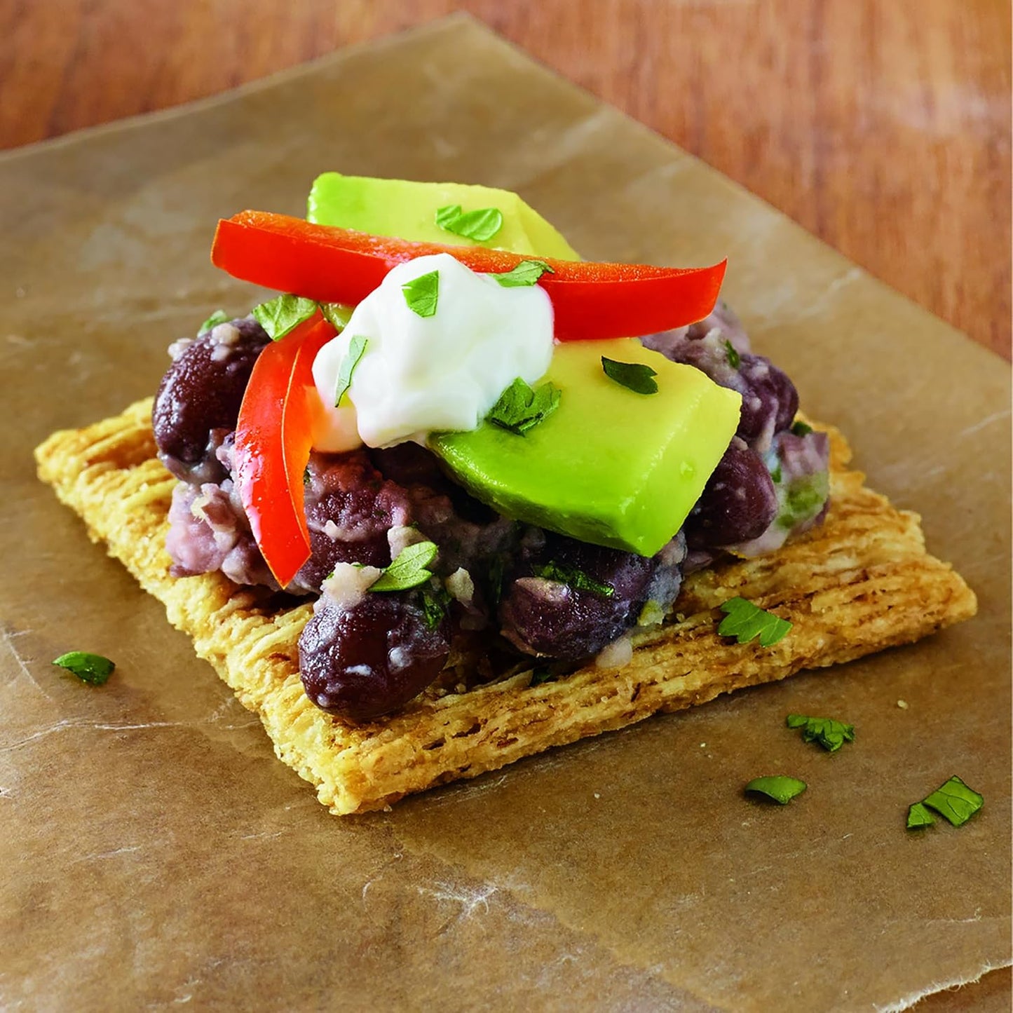 Triscuit Hint of Sea Salt Whole Grain Crackers – Quick Whole Wheat Bite for Between-Meeting Office Fuel